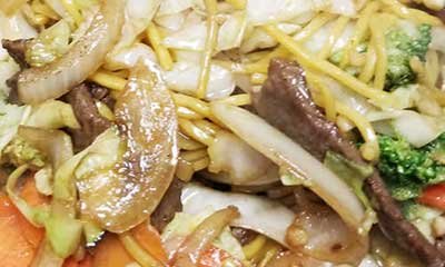 YK6. House Combo Yakisoba