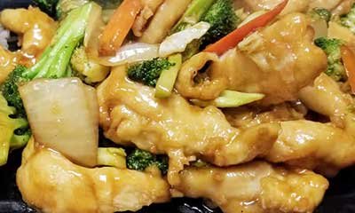 W8. Szechwan Beef / Chicken